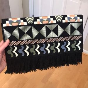 Stella and Dot Taj clutch